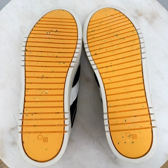 Oncept Lagos Black White Sneaker Size 8